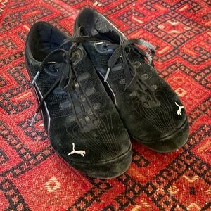 [SOLD] Y2K Black Puma Speedcats Women’s 8